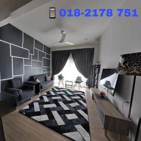 Chombies Muslim Homestay Tanah Rata Exterior photo